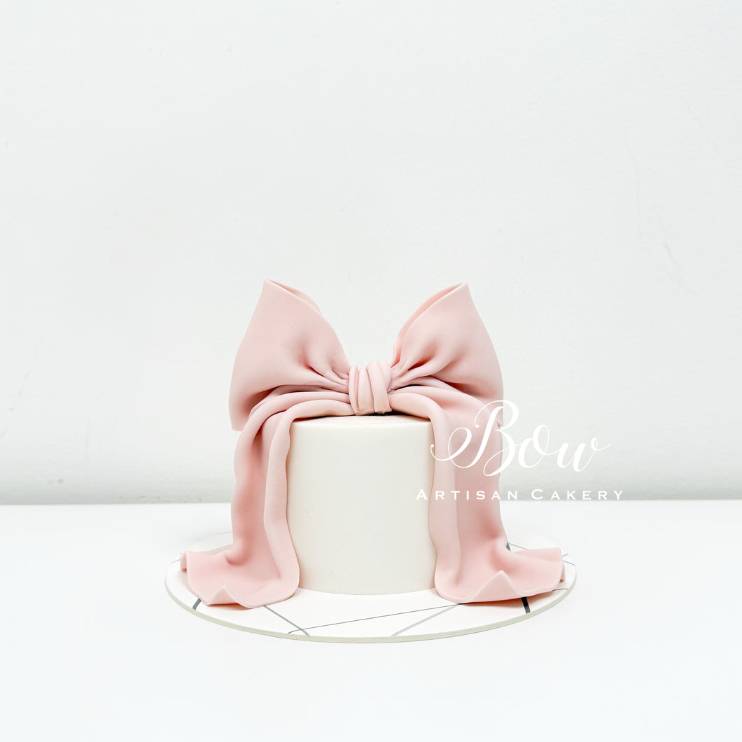 Cake with a Pink Grande Bow [Petite]