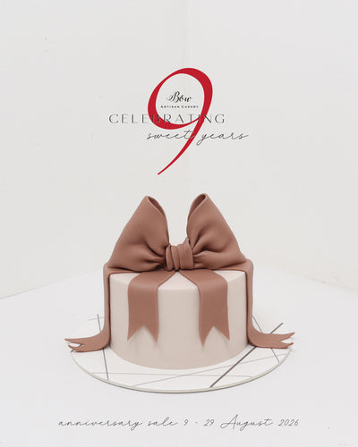 #9sweetyearswithBow - The Gift with a Bow [Petite]