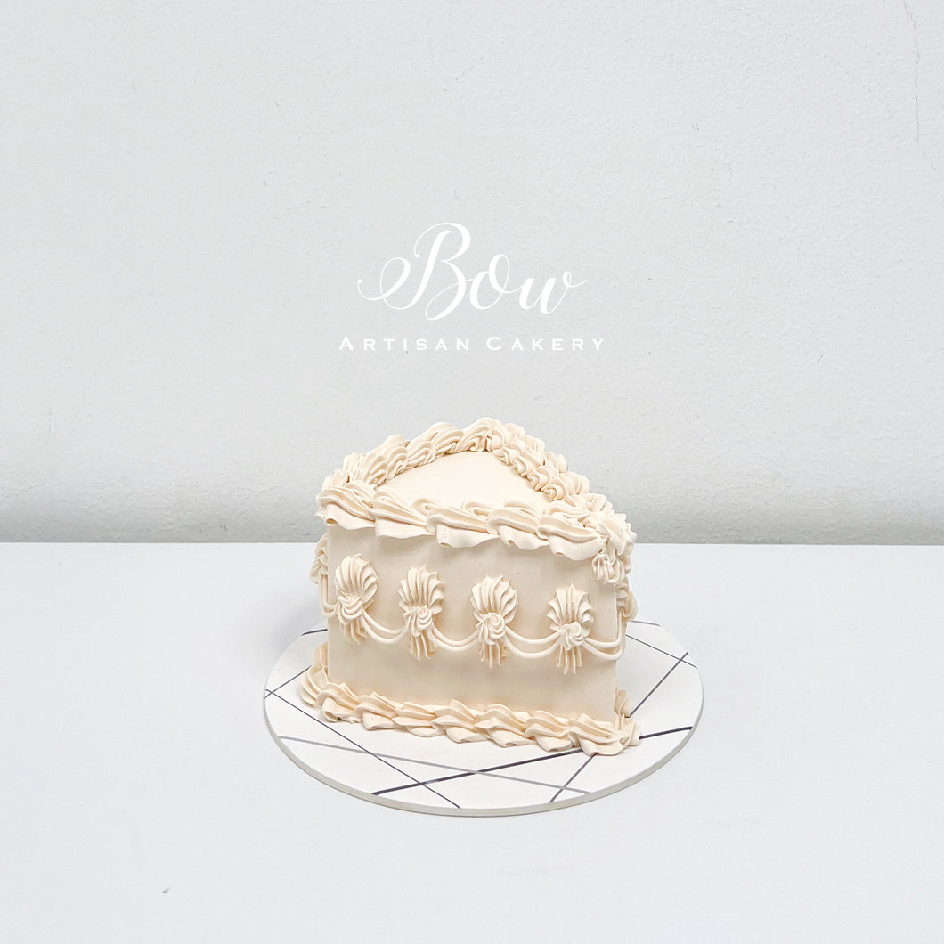 A Vintage Piece of Cake [Mini]