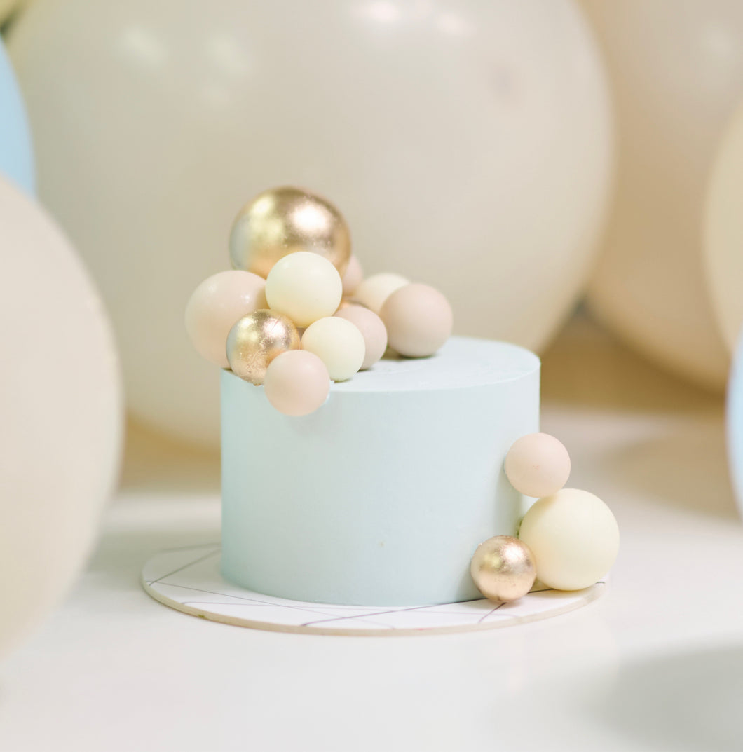 Balloons & Pearls [Petite]